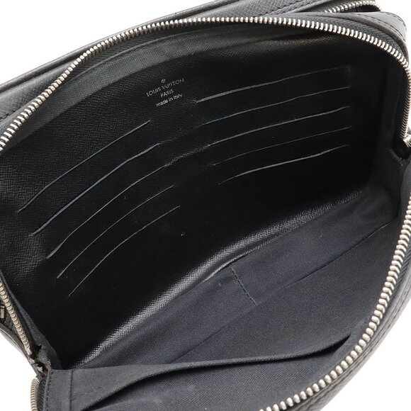 LOUIS VUITTON Black Leather Bag - Picture 8 of 10